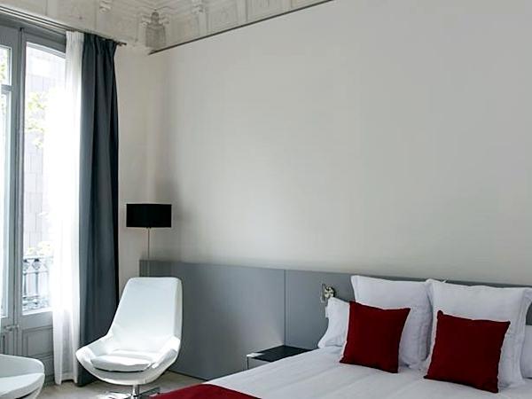 Отель Izaila Plaza Catalunya Барселона Экстерьер фото
